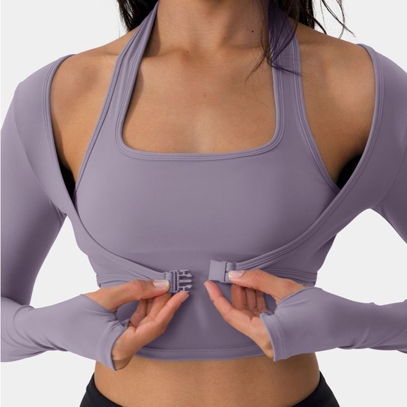 NWT Halara 2-in-1 Sport Cropped Halter Clip Front Long Sleeve w/ Thumb Hole - Picture 2 of 8